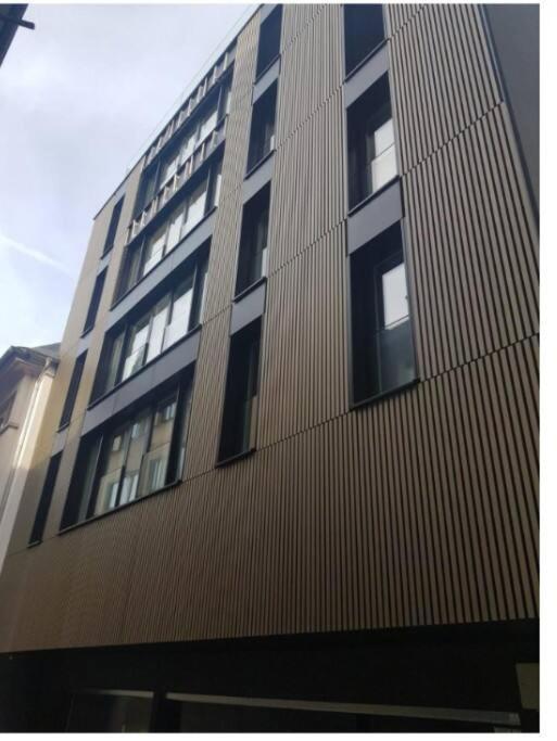 Two Bedrooms Flat In Center *